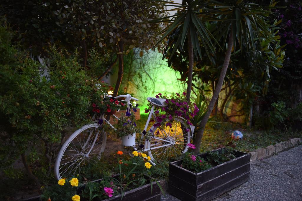 Pelli Hotel Pefkochori Bagian luar foto