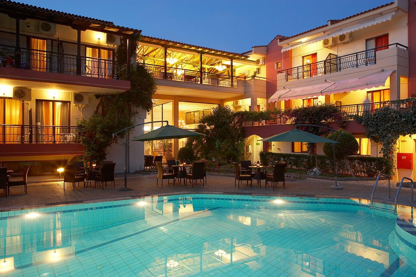 Pelli Hotel Pefkochori Bagian luar foto
